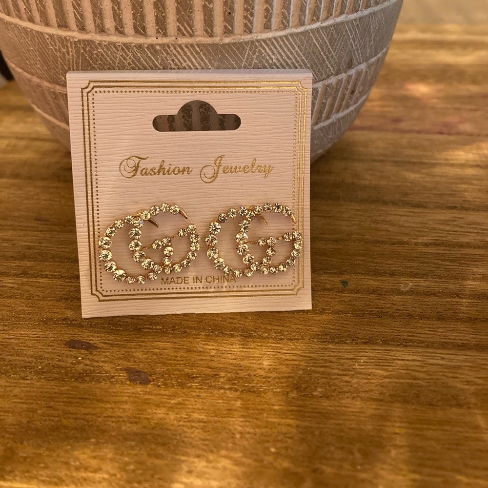 Fashion jewelry GG earrings … they are 100% dups!!